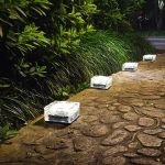 Solar-powered ice block lamp, glass block lamp, landscape lighting, square glass lamp, outdoor path, garden, and courtyard lamp. - 图片 8