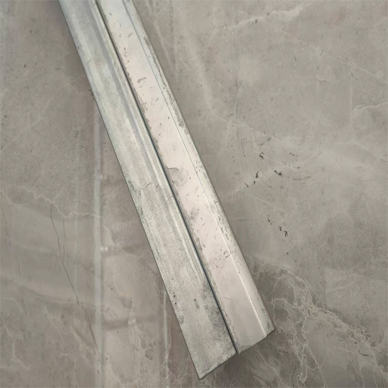 O1CN01Mu7kYx1ztArkROnIl_!!2215597326771-0-cib Durable Solar Brackets Africa, Solar Mounting for Sale in Nigeria / Kenya / South Africa, Rust-proof Solar Purlins, Off-grid Solar Mounting - 图片 1